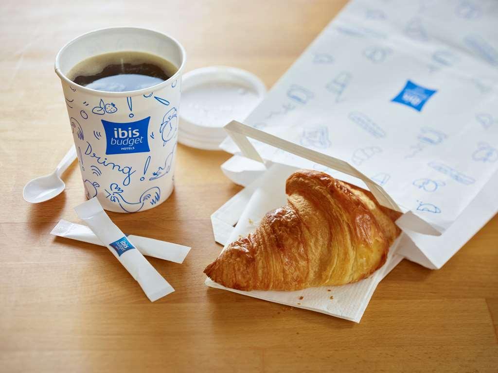 Ibis Budget Lyon Est Бено Ресторан фото