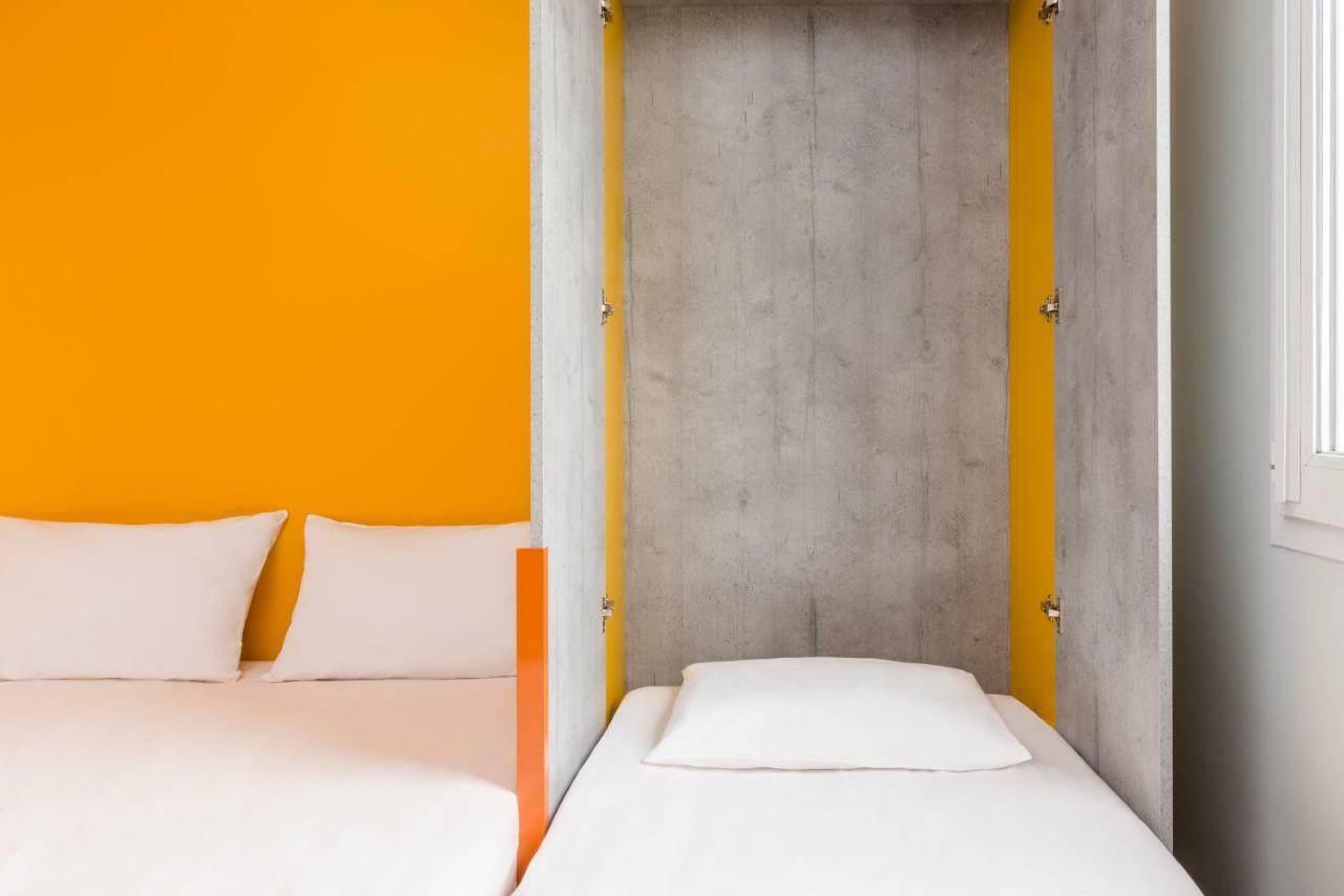 Ibis Budget Lyon Est Бено Экстерьер фото
